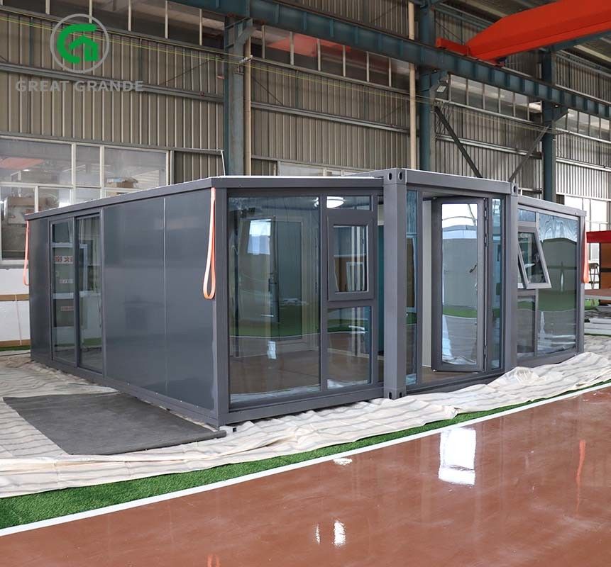 20FT Thùng chứa mở rộng Thiết kế nhà Đen khung Đen tấm tường EPS cửa kính nóng