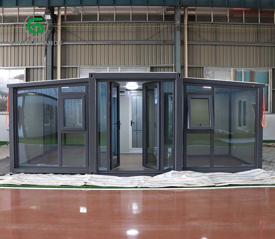 20FT Thùng chứa mở rộng Thiết kế nhà Đen khung Đen tấm tường EPS cửa kính nóng